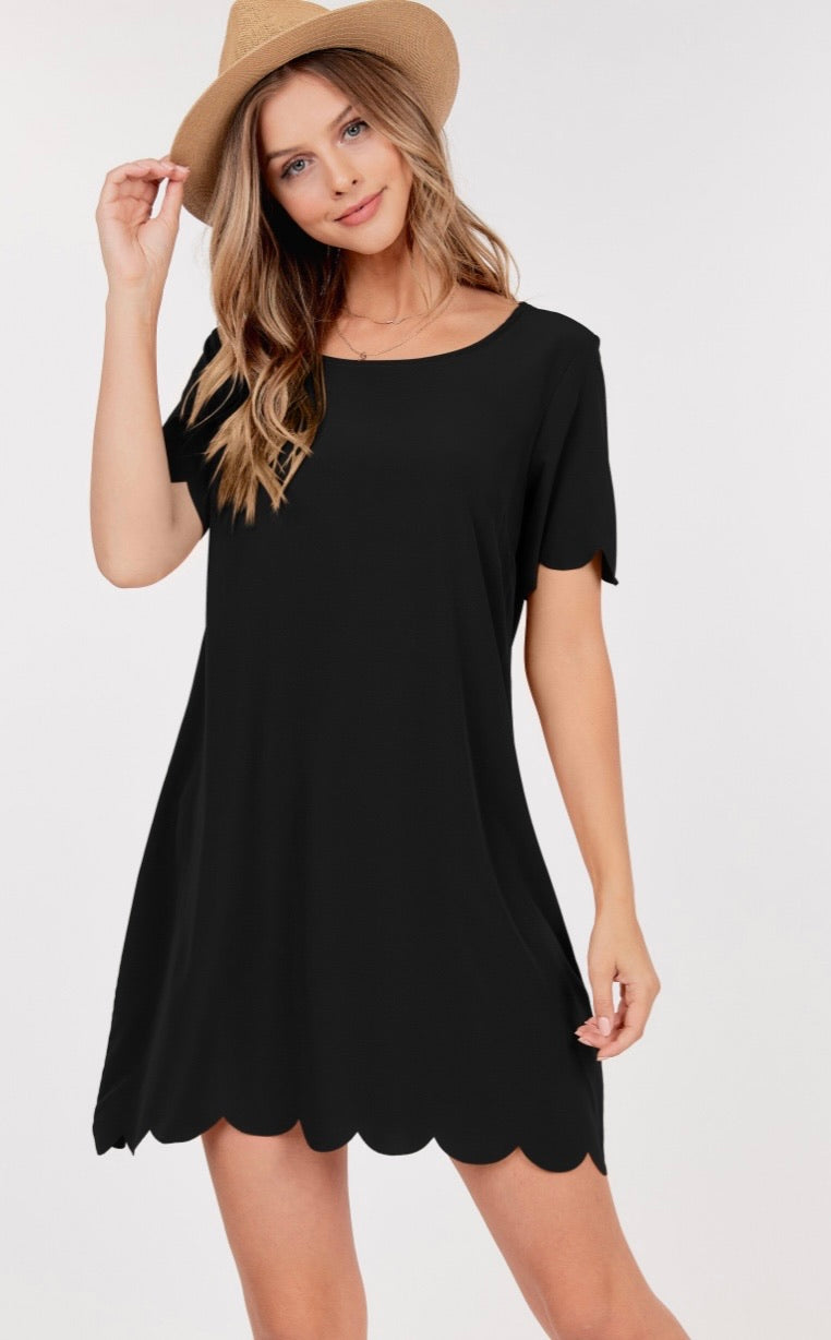 Scalloped dress in Black(SWH)