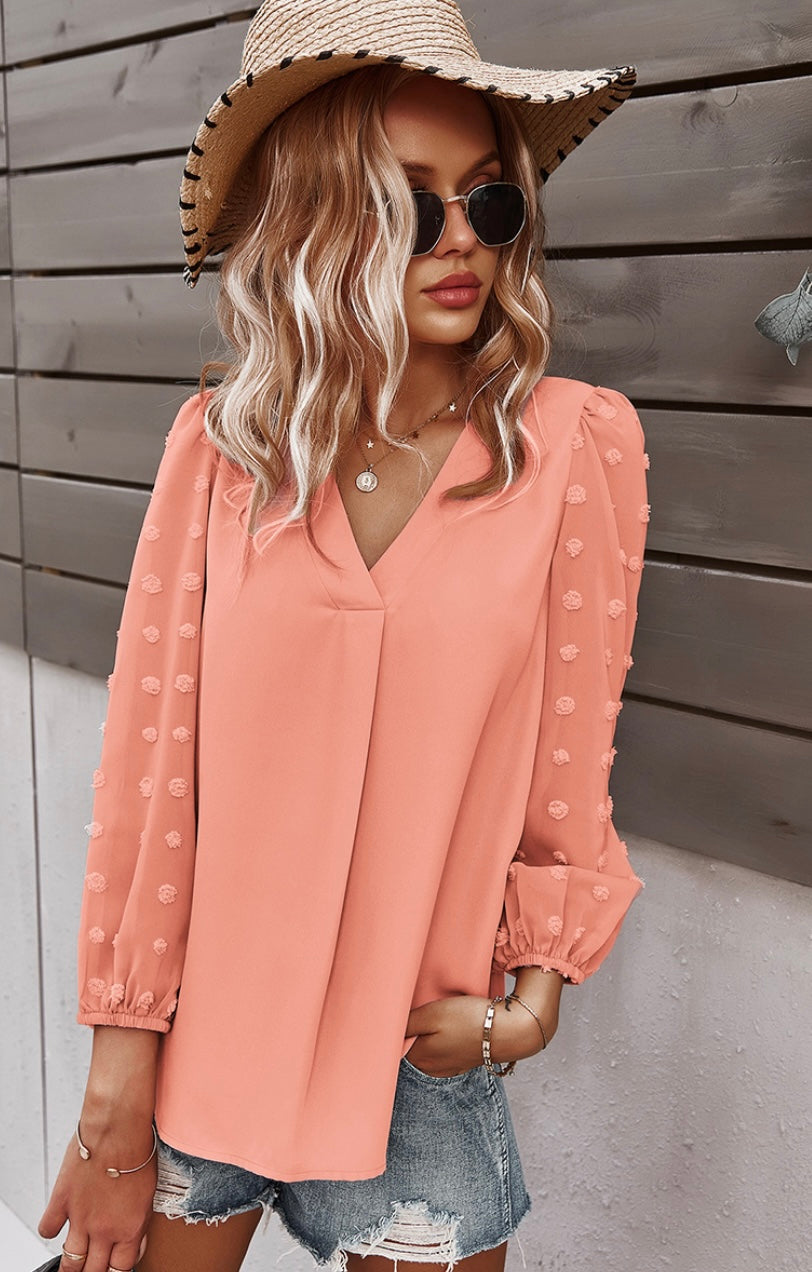 Dotted sleeve, top in peach